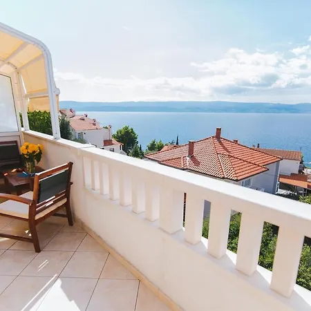 Nemira 13055e Apartamento Omiš